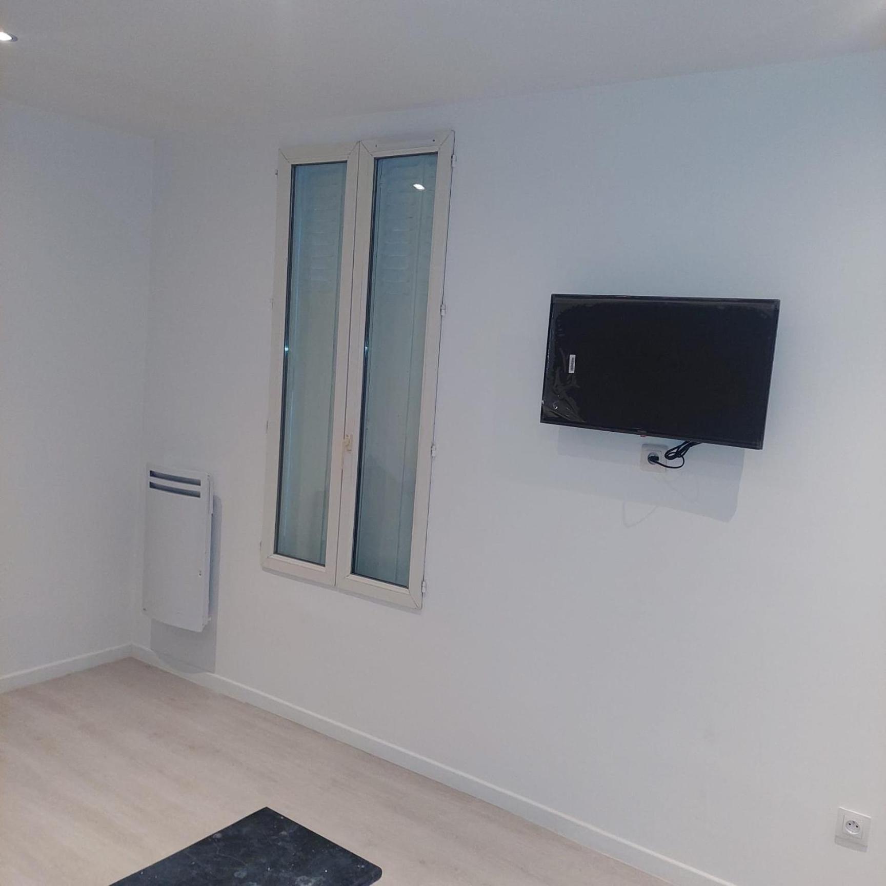 Appartement Pres De Stade De France Aubervilliers Exterior photo